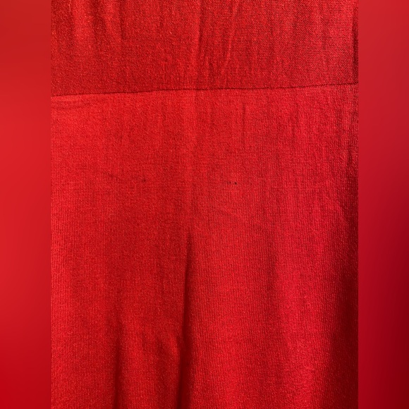 EAST 5TH AVE
Pretty soft lightweight knit dress with cable front detail M - Picture 7 of 7